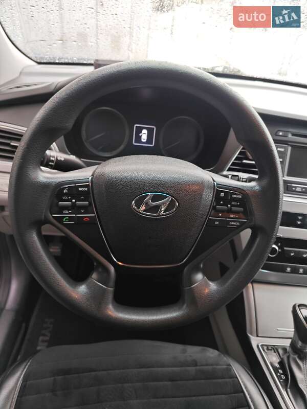 Седан Hyundai Sonata 2015 в Киеве