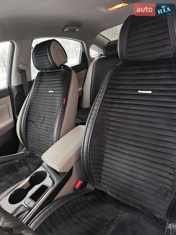 Седан Hyundai Sonata 2015 в Киеве