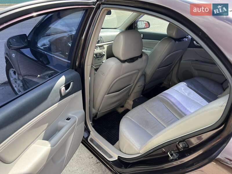 Седан Hyundai Sonata 2006 в Ізмаїлі