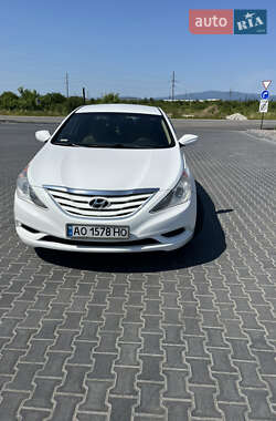 Седан Hyundai Sonata 2012 в 