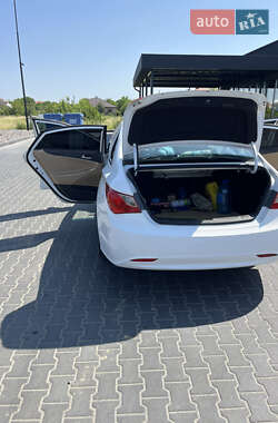 Седан Hyundai Sonata 2012 в 