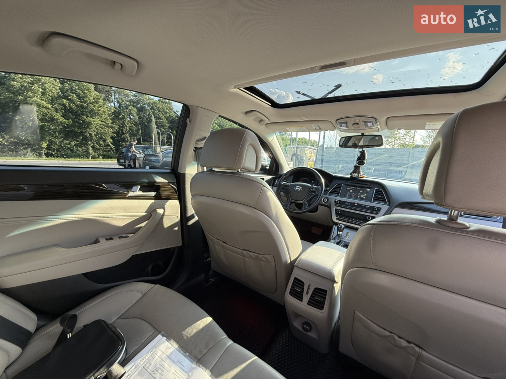 2015 Hyundai Sonata - мініатюра 15