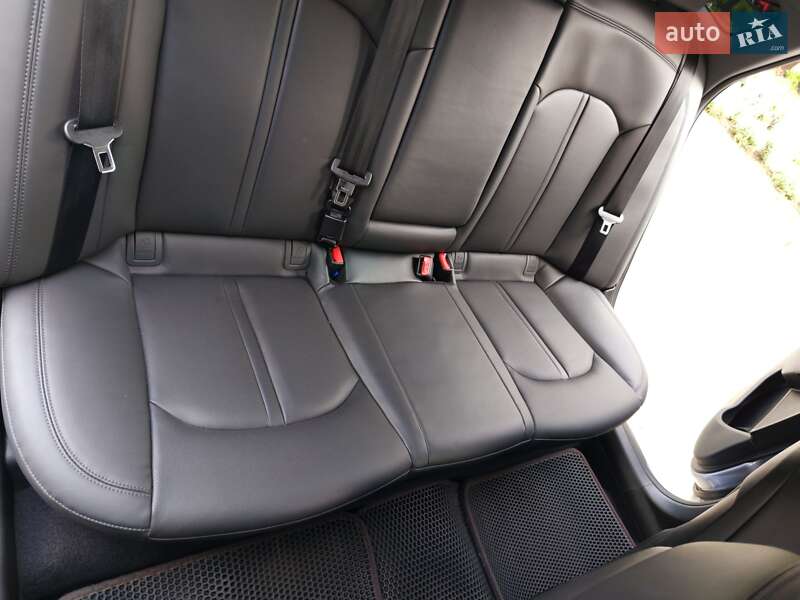 Седан Hyundai Sonata 2015 в Одессе
