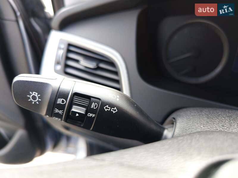 Седан Hyundai Sonata 2015 в Одессе
