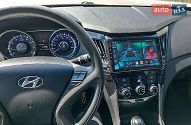 Седан Hyundai Sonata 2014 в 