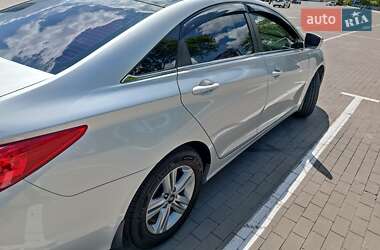 Седан Hyundai Sonata 2014 в 