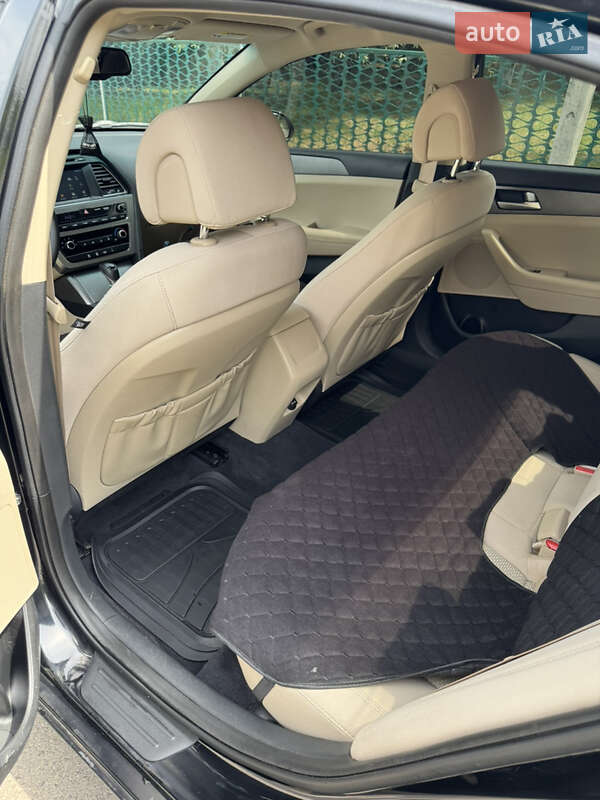 Седан Hyundai Sonata 2015 в Кобеляках