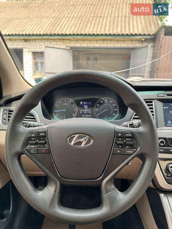 Седан Hyundai Sonata 2015 в Кобеляках
