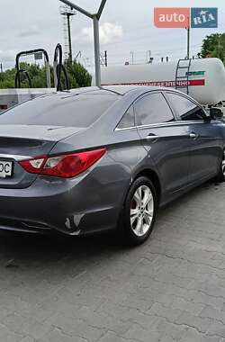 Седан Hyundai Sonata 2012 в Барышевке
