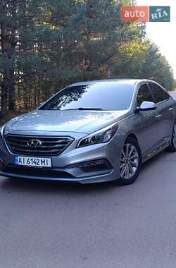 Седан Hyundai Sonata 2015 в Нетешине
