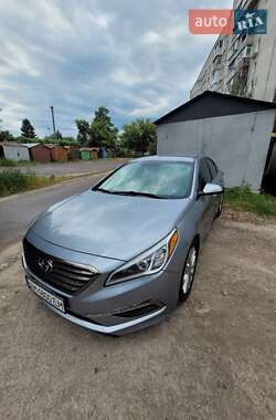 Седан Hyundai Sonata 2015 в 