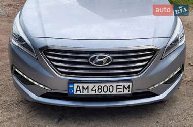 Седан Hyundai Sonata 2015 в 