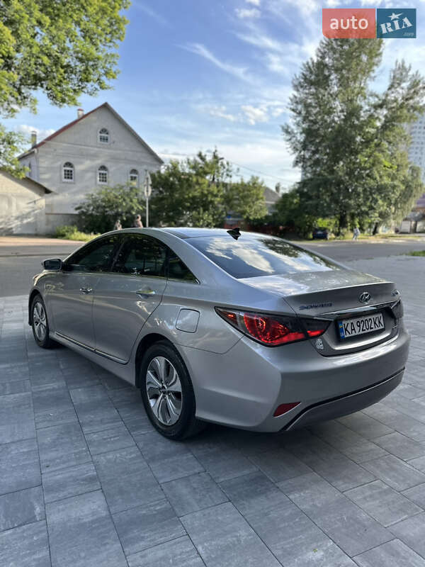 Седан Hyundai Sonata 2013 в Києві
