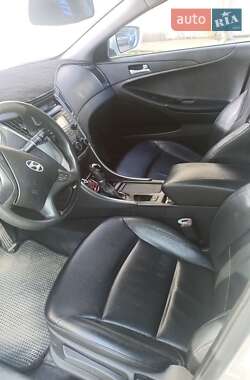 Седан Hyundai Sonata 2013 в 