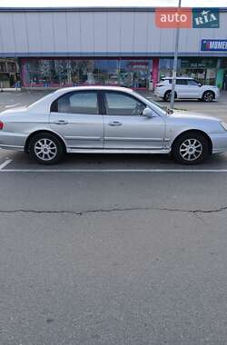 Седан Hyundai Sonata 2004 в Києві