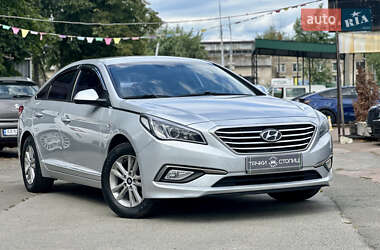 Седан Hyundai Sonata 2015 в 