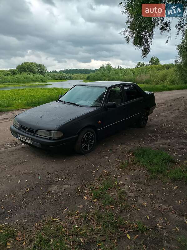 Седан Hyundai Sonata 1992 в 