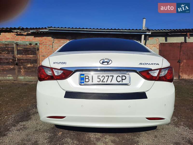 Седан Hyundai Sonata 2011 в Карлівці