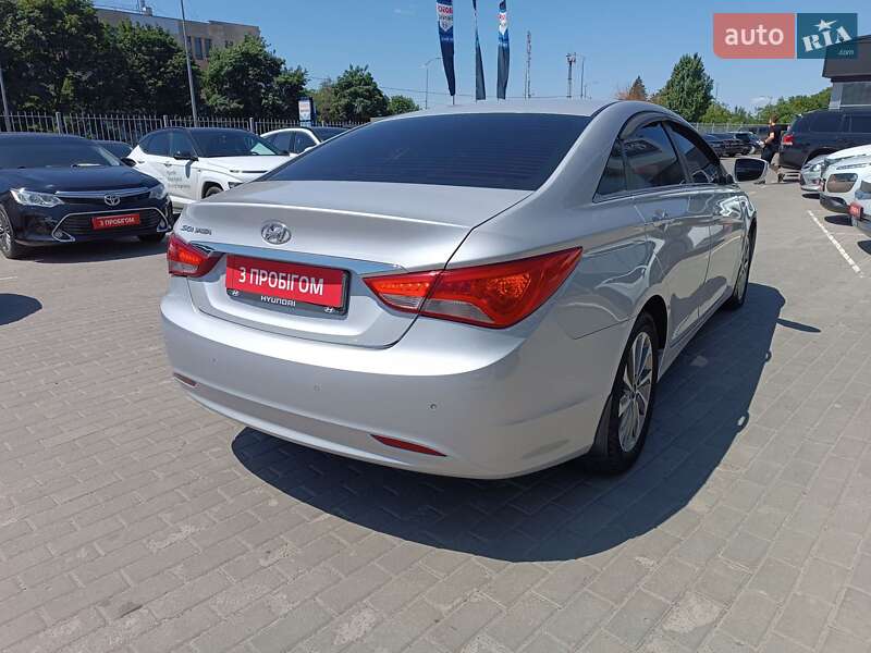 Седан Hyundai Sonata 2014 в Полтаві