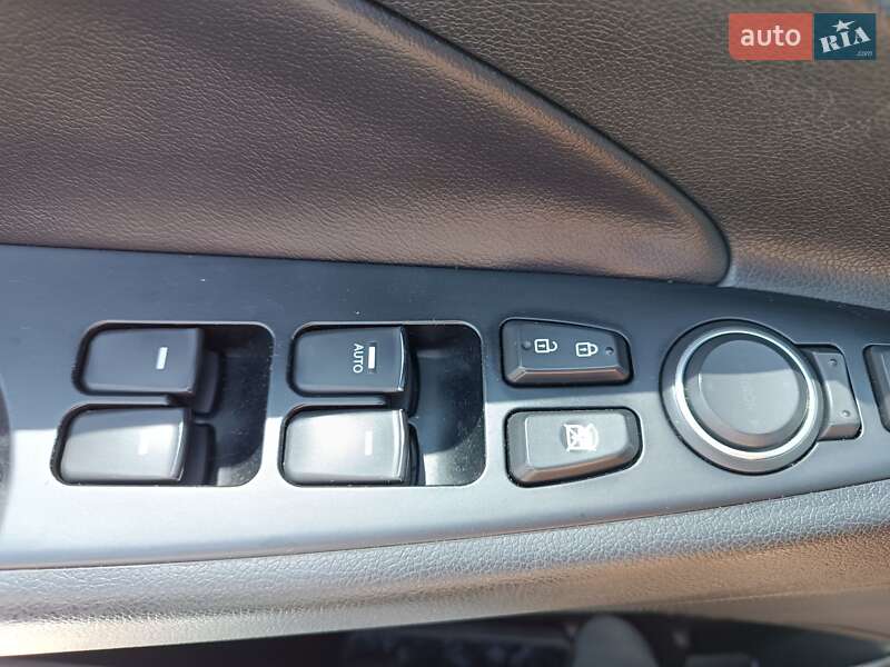 Седан Hyundai Sonata 2014 в Полтаві