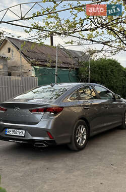 Седан Hyundai Sonata 2017 в Николаеве