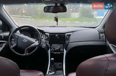 Седан Hyundai Sonata 2011 в 