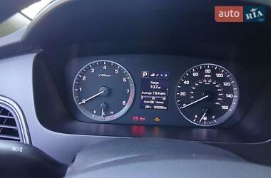 Седан Hyundai Sonata 2015 в 