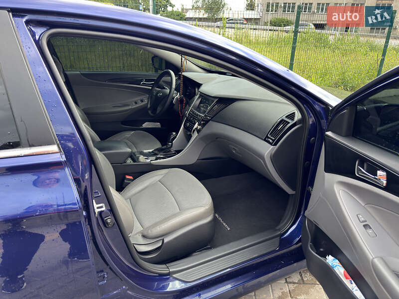 Седан Hyundai Sonata 2013 в Киеве