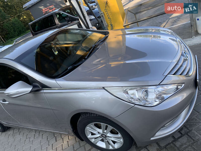 Седан Hyundai Sonata 2011 в Тернополі
