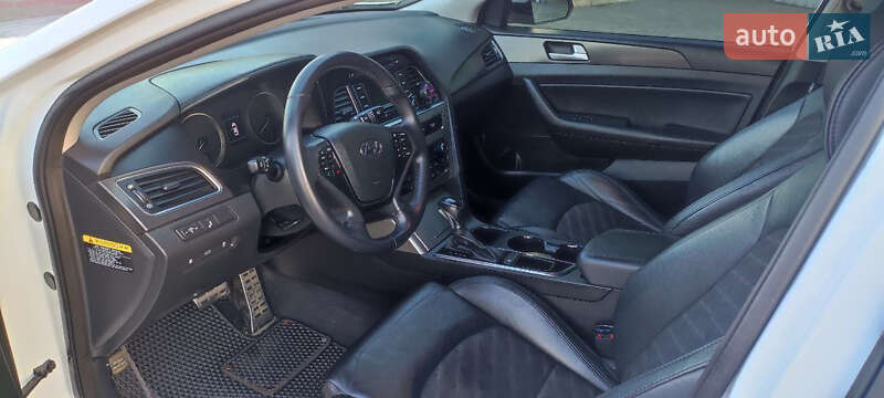 Седан Hyundai Sonata 2014 в Кременчуге