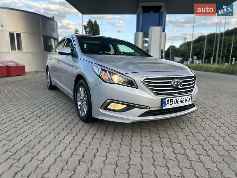 Седан Hyundai Sonata 2015 в Могилев-Подольске