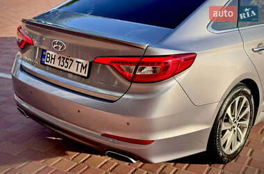 Седан Hyundai Sonata 2015 в 