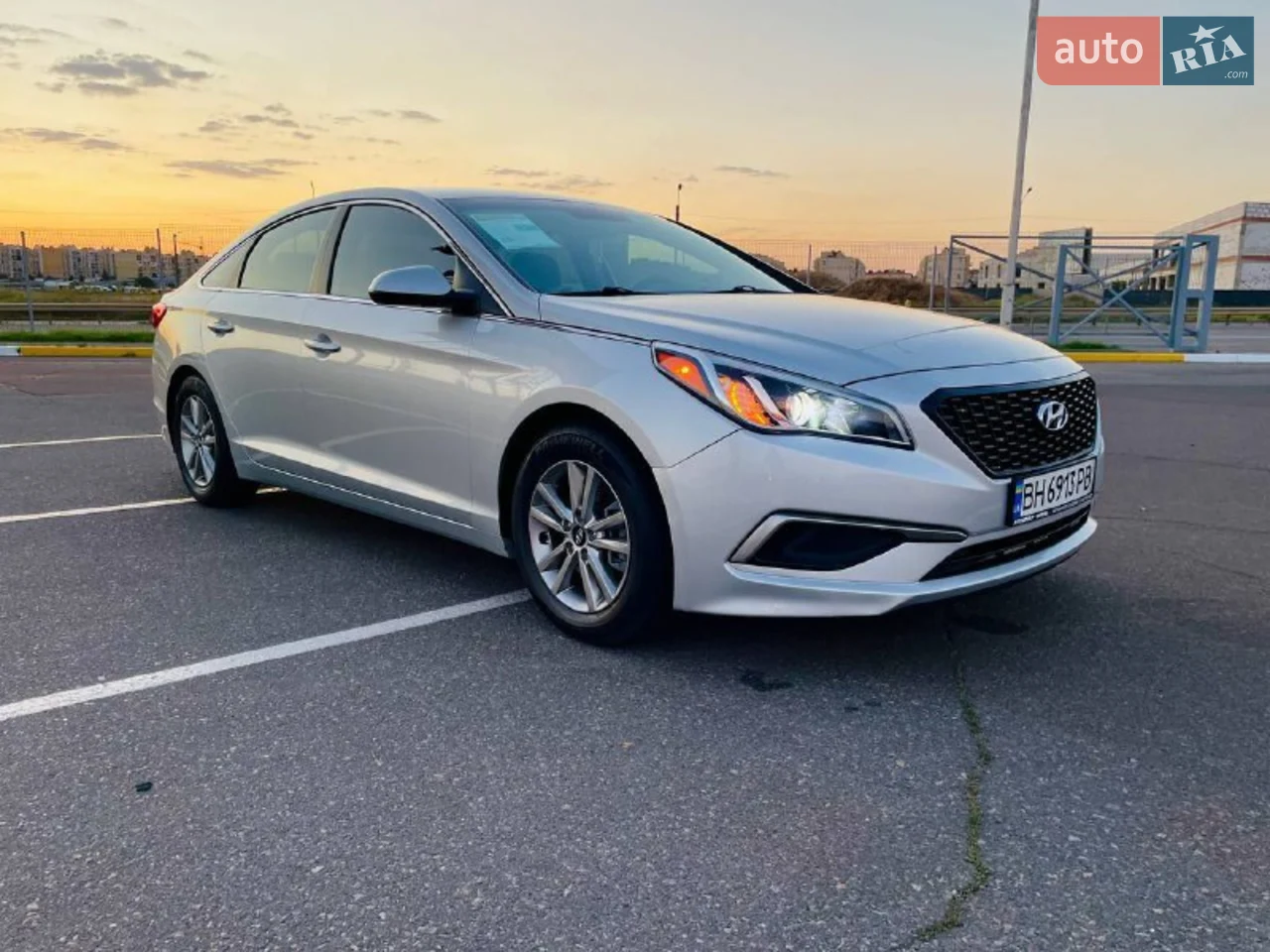 2016 Hyundai Sonata - мініатюра 11