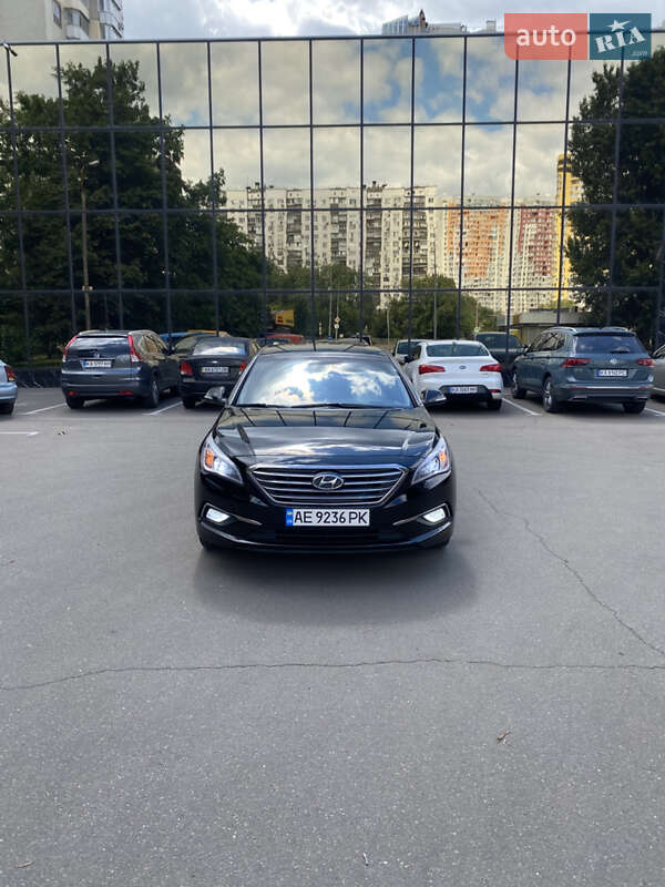 Седан Hyundai Sonata 2015 в Києві