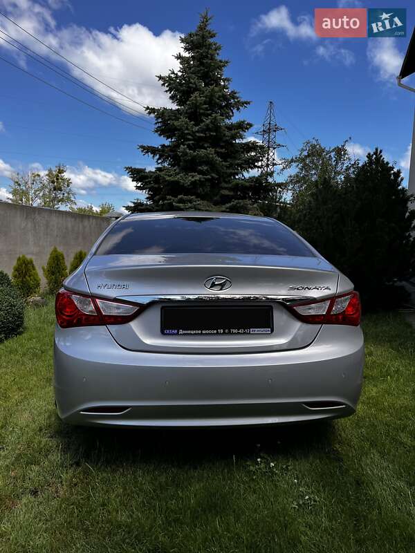 Седан Hyundai Sonata 2010 в Дніпрі