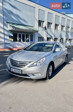 Седан Hyundai Sonata 2012 в Калиновке
