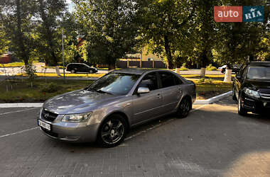 Седан Hyundai Sonata 2006 в Черкасах