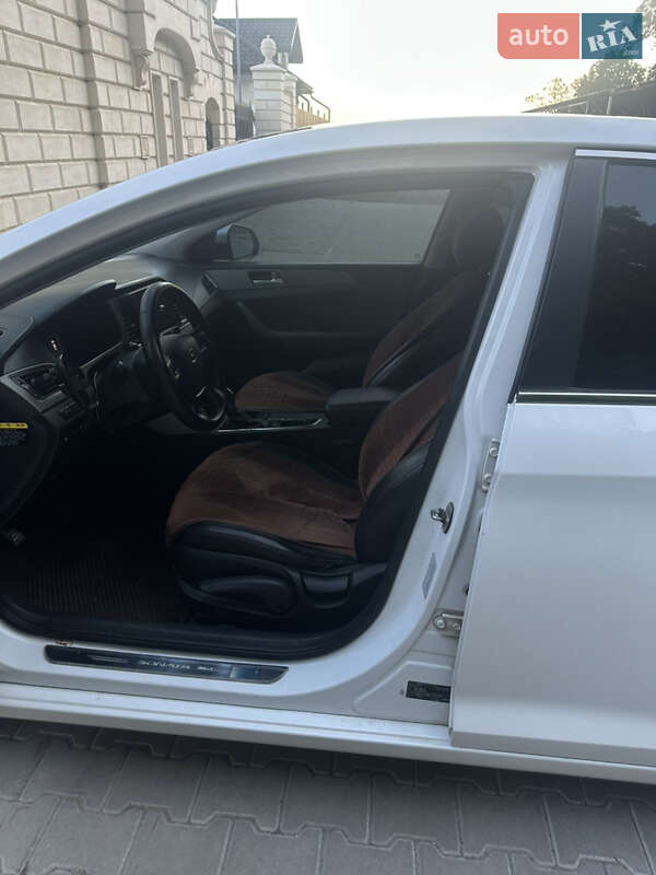 Седан Hyundai Sonata 2015 в Тернополе