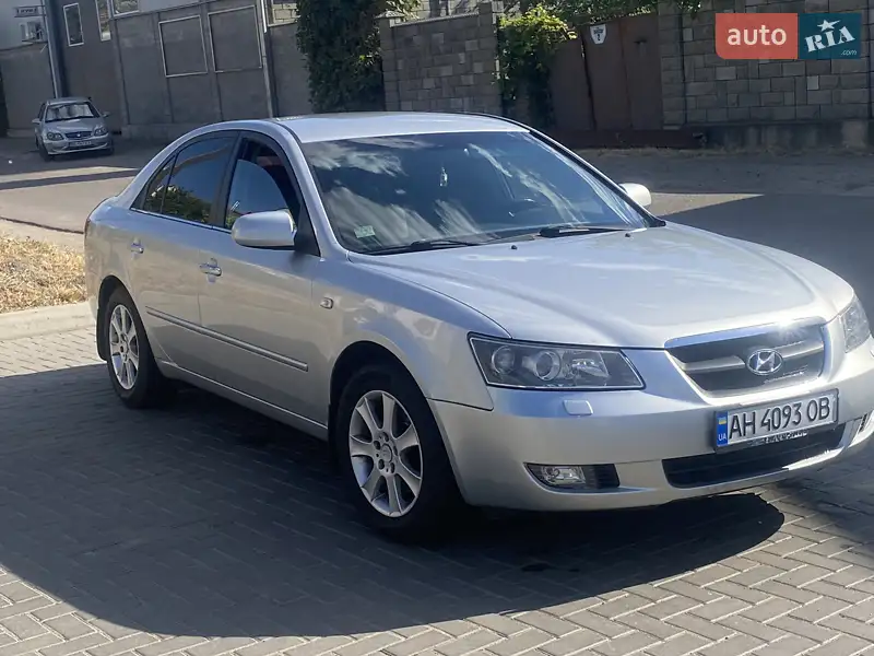 Hyundai Sonata
