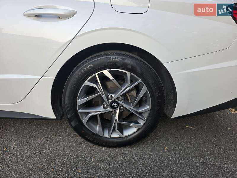Седан Hyundai Sonata 2019 в Киеве