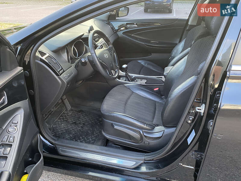 Седан Hyundai Sonata 2010 в Черкассах
