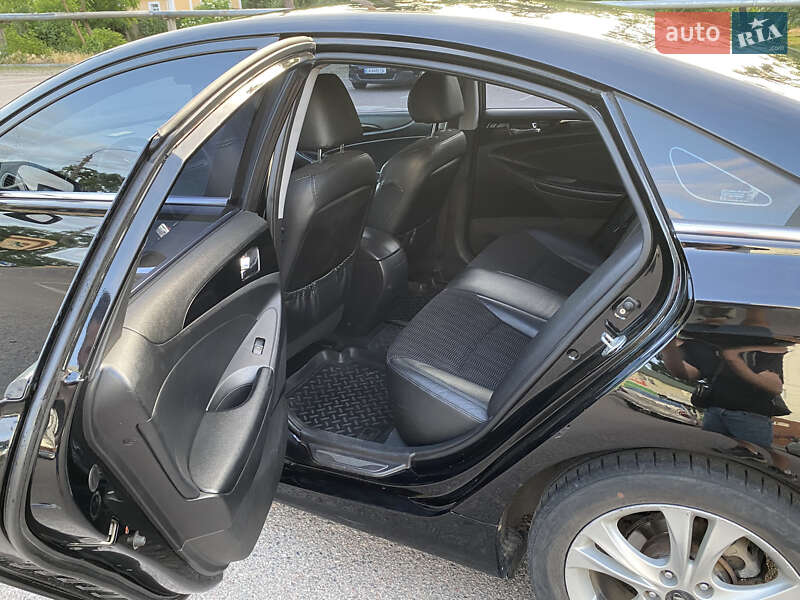 Седан Hyundai Sonata 2010 в Черкассах