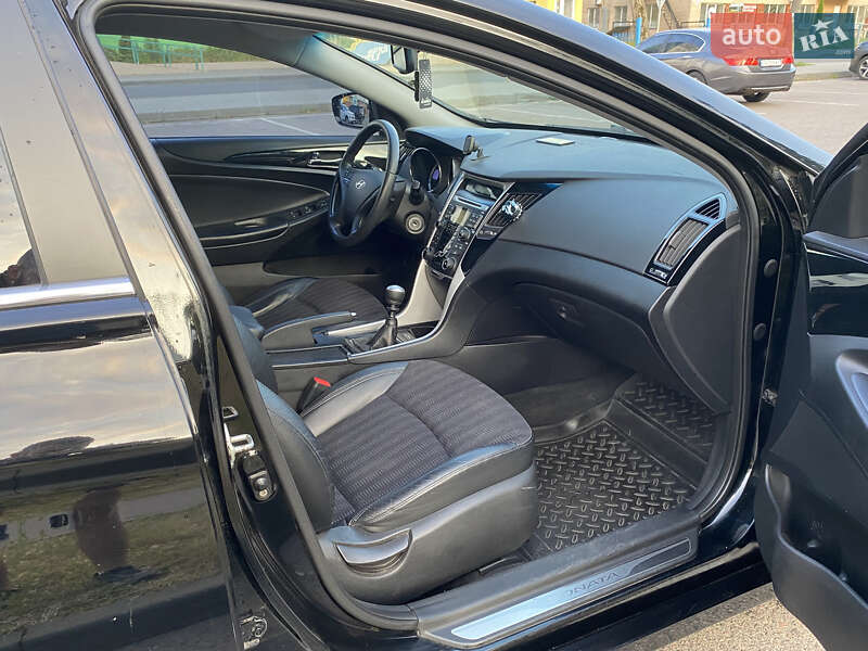 Седан Hyundai Sonata 2010 в Черкассах