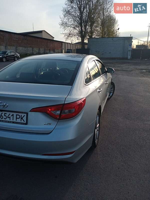 Седан Hyundai Sonata 2016 в Львове