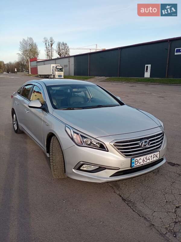 Седан Hyundai Sonata 2016 в Львове