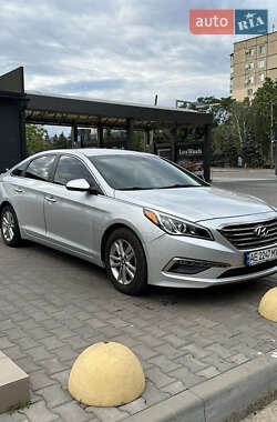 Седан Hyundai Sonata 2015 в Кривом Роге