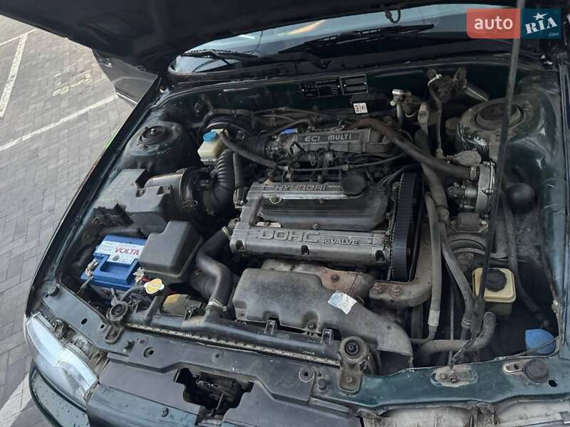 Седан Hyundai Sonata 1998 в Кривом Роге