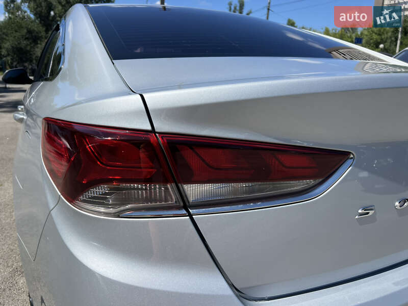 Седан Hyundai Sonata 2017 в Киеве