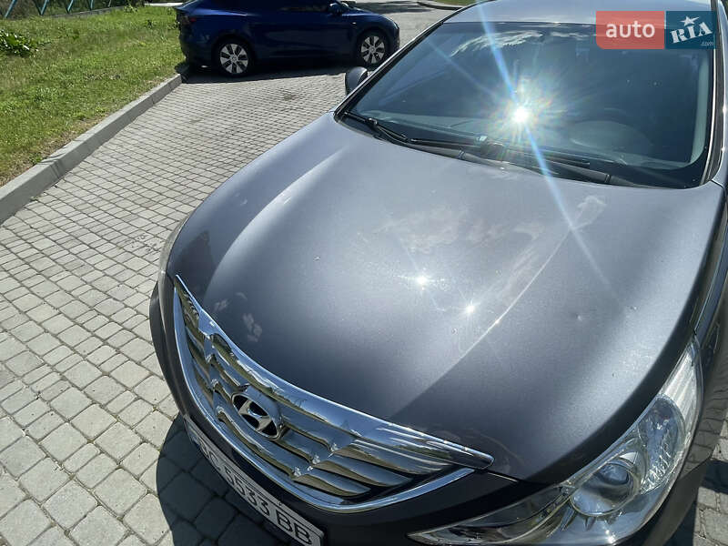 Седан Hyundai Sonata 2011 в Львові