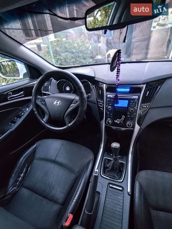 Седан Hyundai Sonata 2012 в Белгороде-Днестровском фото 6 Седан Hyundai Sonata 2012 в Белгороде-Днестровском